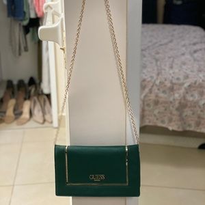 Guess crossbody purse
